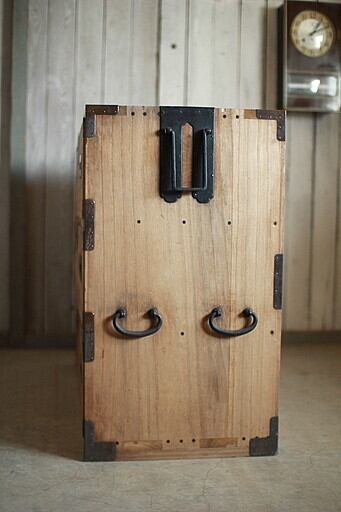 丸金具　時代箪笥3段　タンス 丸金具 時代箪笥3段 タンス 丸金具 時代箪笥3段 タンス タンス