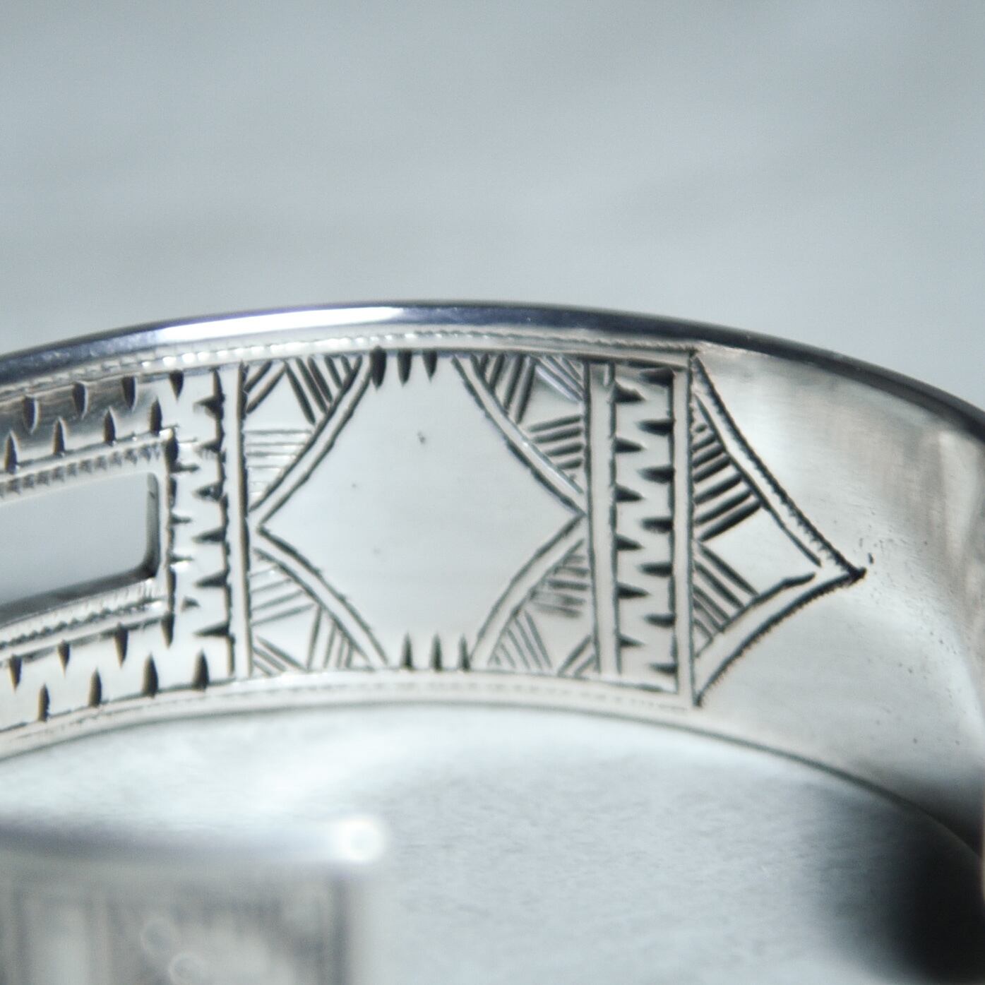 TOUAREG Silver Bangleトゥアレグ シルバー バングル 112 | mark