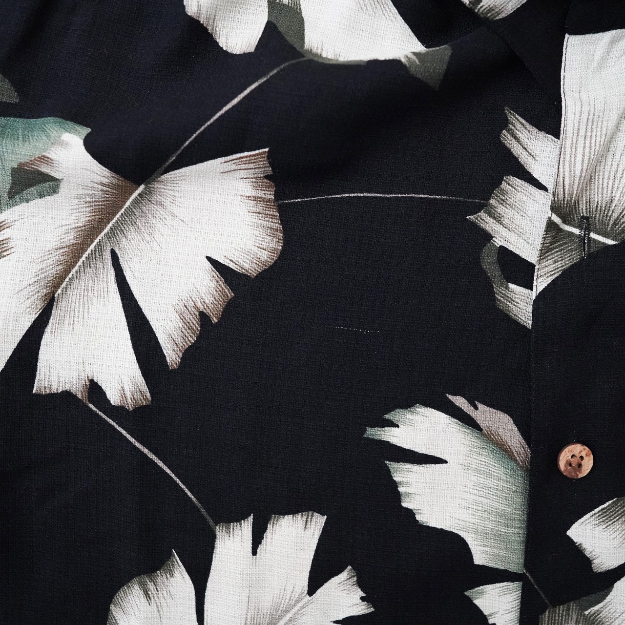 Leaf shirts(single stitch)