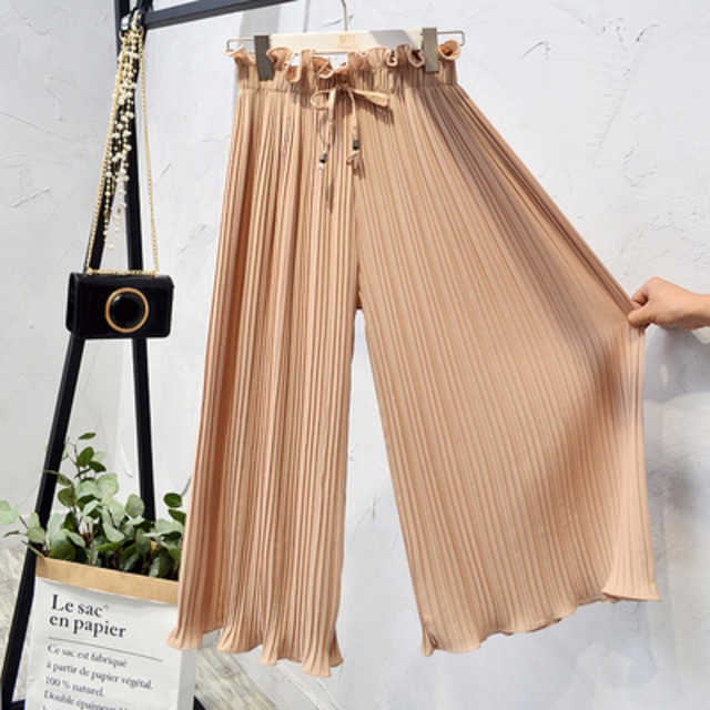 ボトムス パンツ デート ワイドパンツ プリーツ ハイウエスト かわいい 大人可愛い きれいめ シンプル カジュアル 大人 上品 おしゃれ お洒落 主役級 存在感 無地 春 夏 秋 冬 オールシーズン シーズンレス 10代 20代 レディース 女性用 OL 学生 デート お出かけ 公園デビュー 女子会 お泊まり 休日 旅行 着回し 普段使い ファッション コーデ 楽ちん トレンド 流行 インスタ映え S M L XL 2XL ゆったり ゆる 黒 ブラック 茶色 ブラウン 灰色