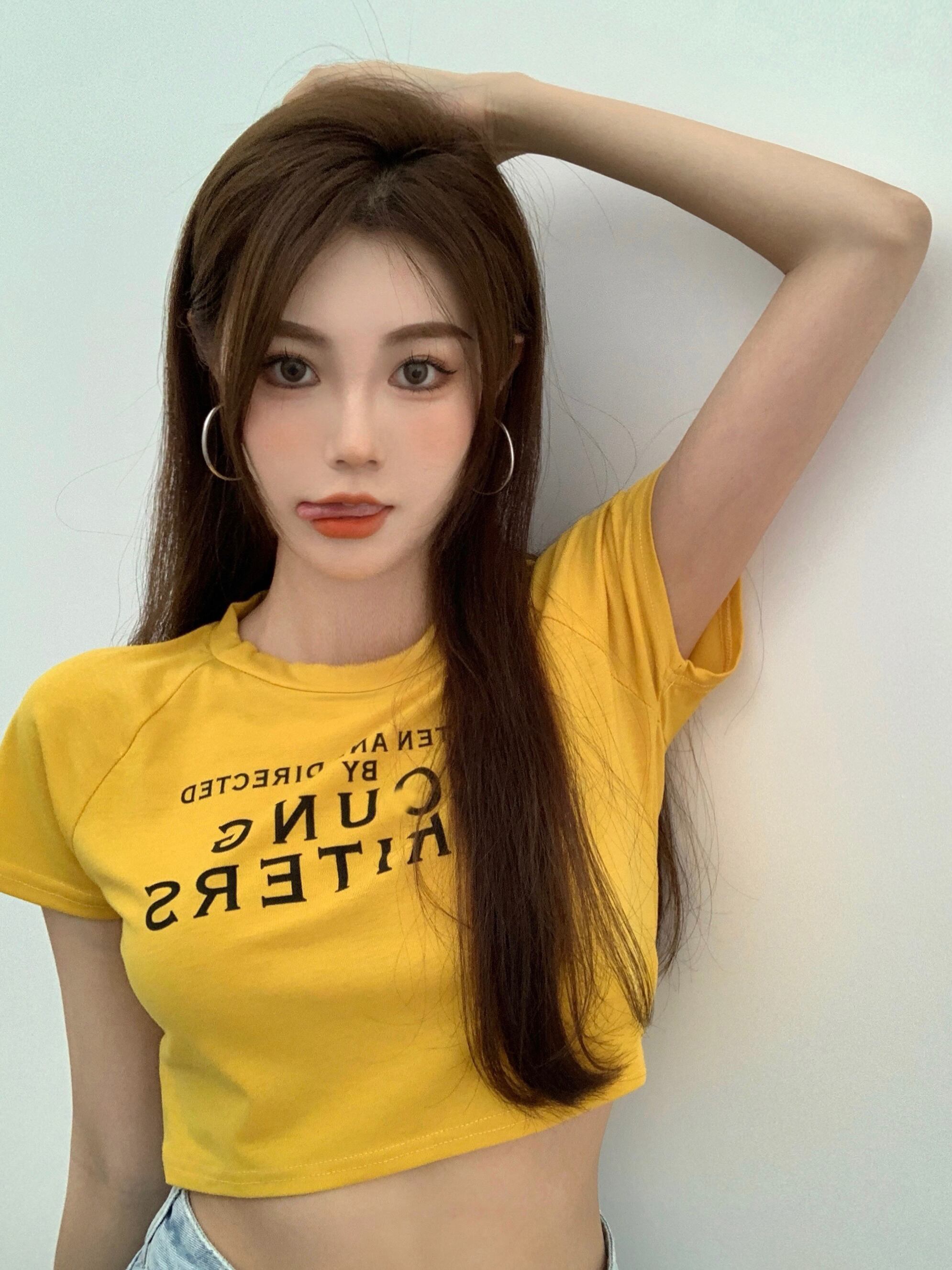 プリントTシャツ サマーショートスリムハイウェストウェスト半袖スリーブトップス ハーフスリーブ 大人ガーリー スウィート キュート カジュアル 夏物 ヨーロピアン ブラックストロベリース70141010657