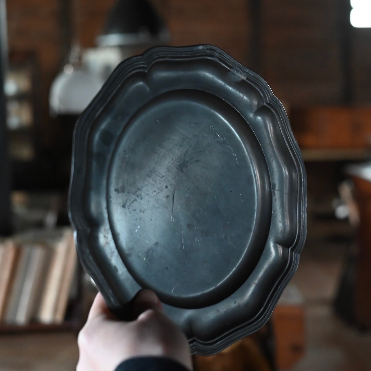 Pewter Plate / ピューター プレート〈 お皿・エタン・収納・店舗什器