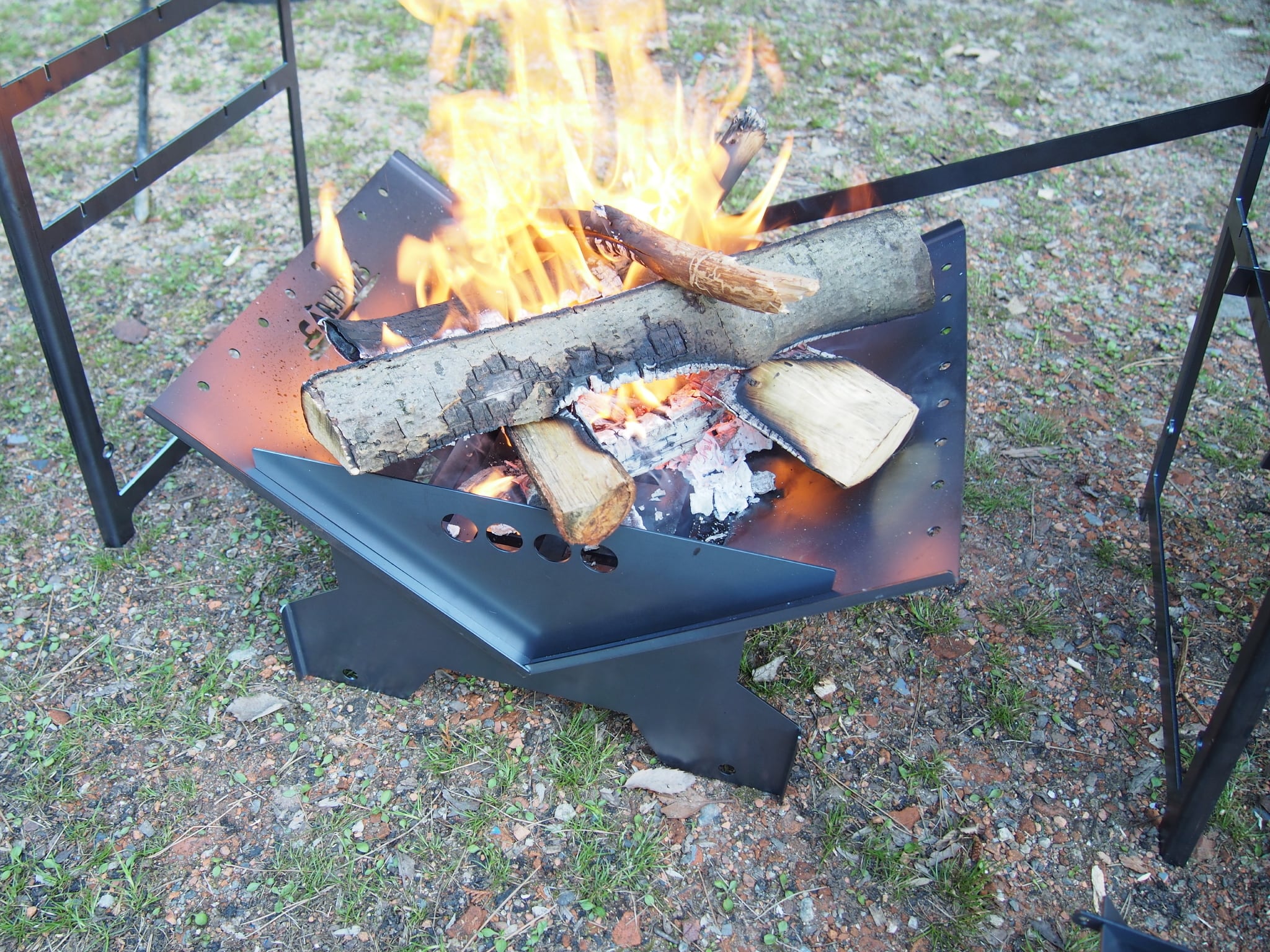 焚火専門 焚き火台【irori】 | camp873 web store