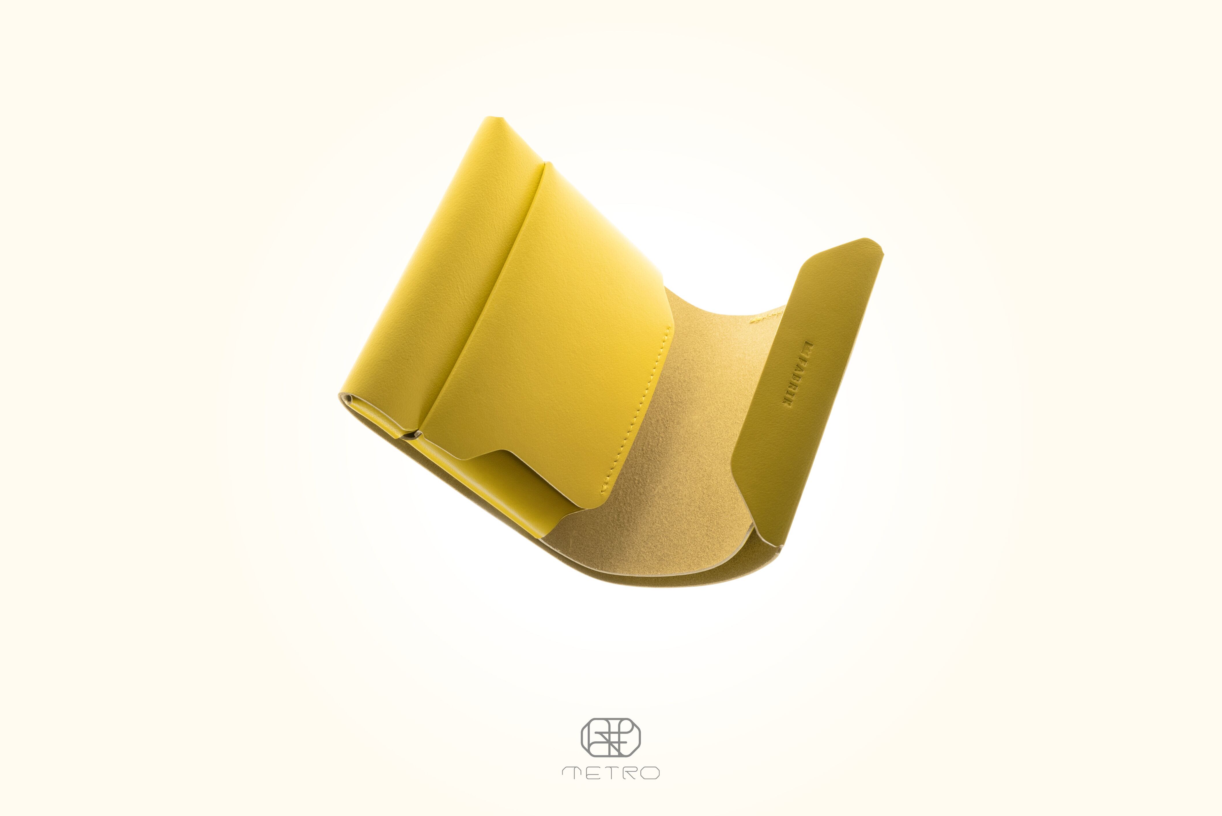 ミニマム＋αの財布 METRO / BERRY [限定色] | FABRIK® ONLINE STORE