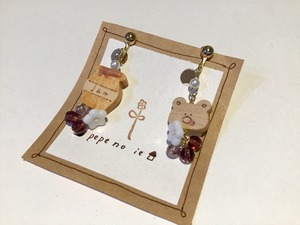 【ピアス変更可能】ぺぺの家 ブルーベリージャムイヤリング