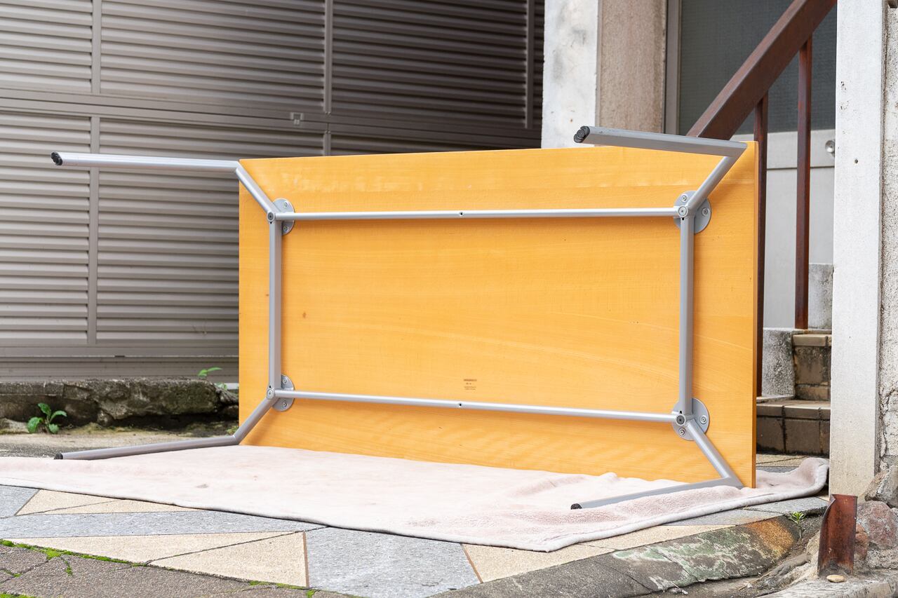 LAMMHULTS ダイニングテーブル | トリノス-torinoth- | 新宿区神楽坂の