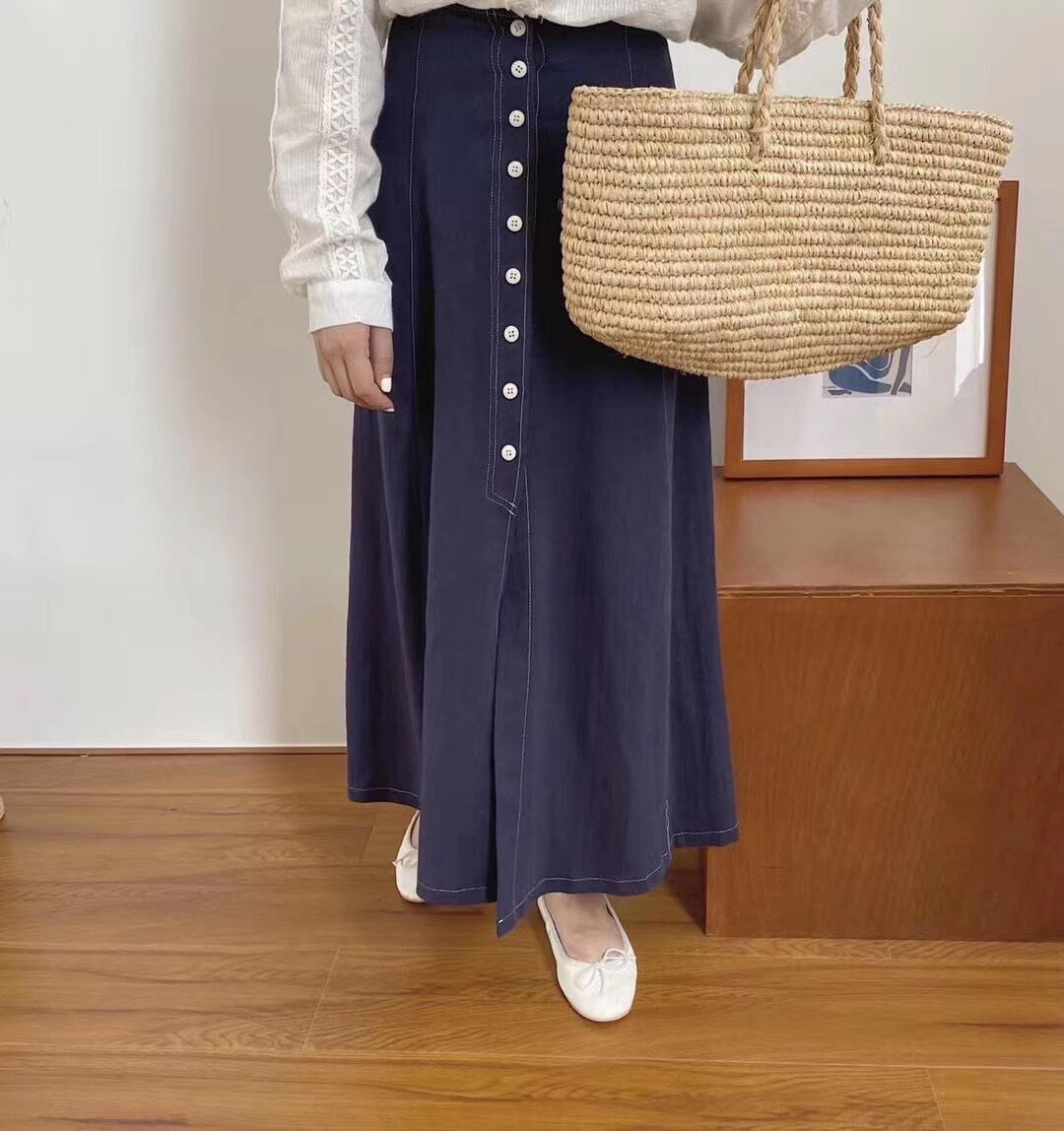 フロントボタンフレアスカート