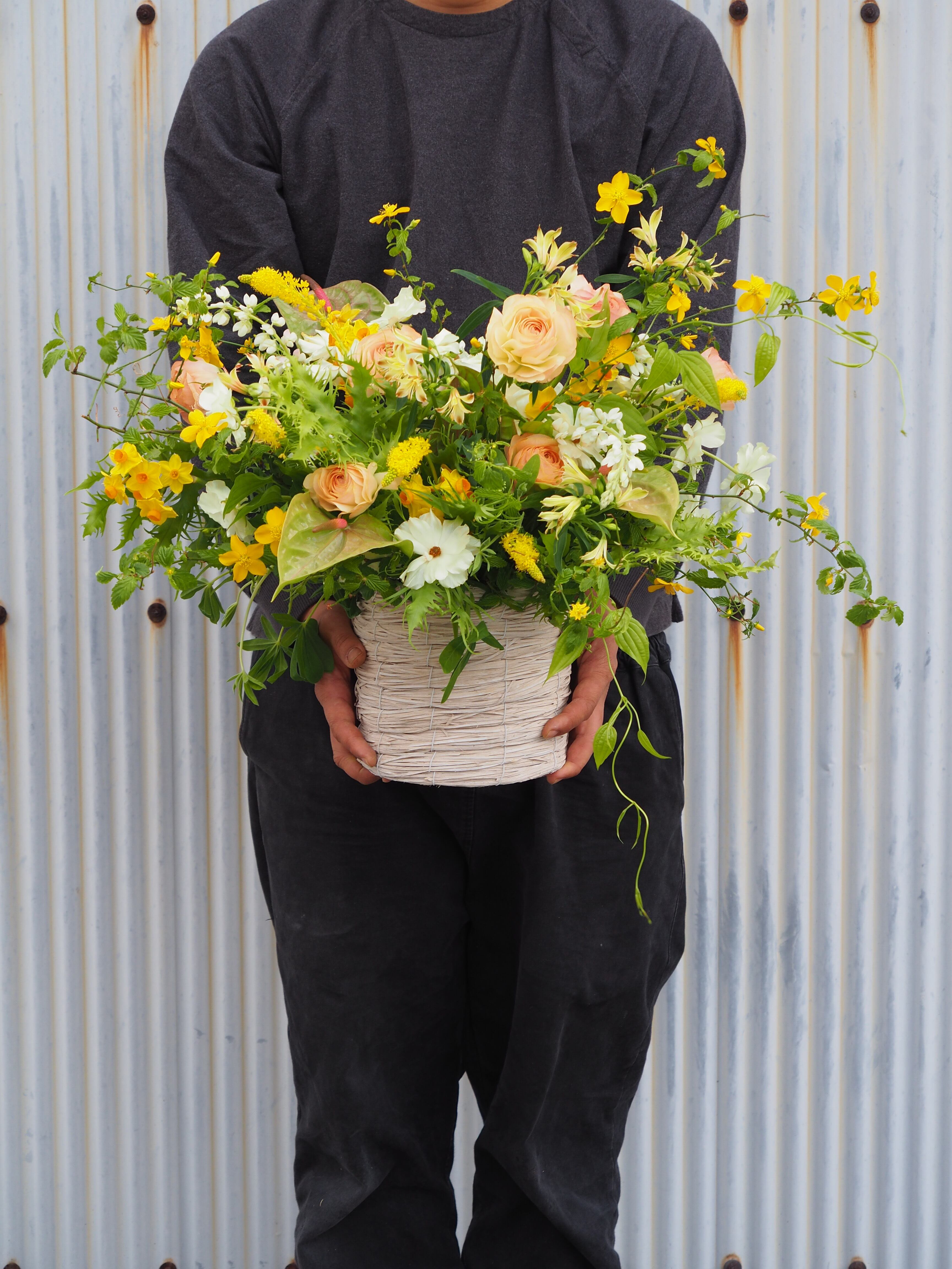 【店舗引き取り4/28~5/6】母の日アレンジメント