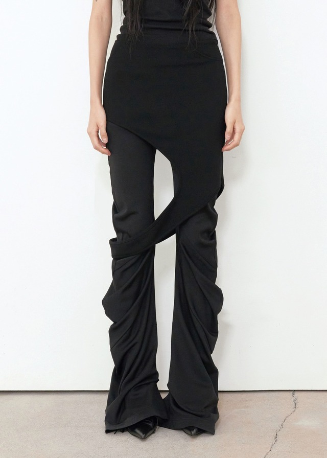 [BOHEMIAN SEOUL] DEEP HOLE LAYERED SKIRT, BLACK 正規品 韓国ブランド 韓国通販 韓国代行 韓国ファッション bohemseo ボヘミアンソウル