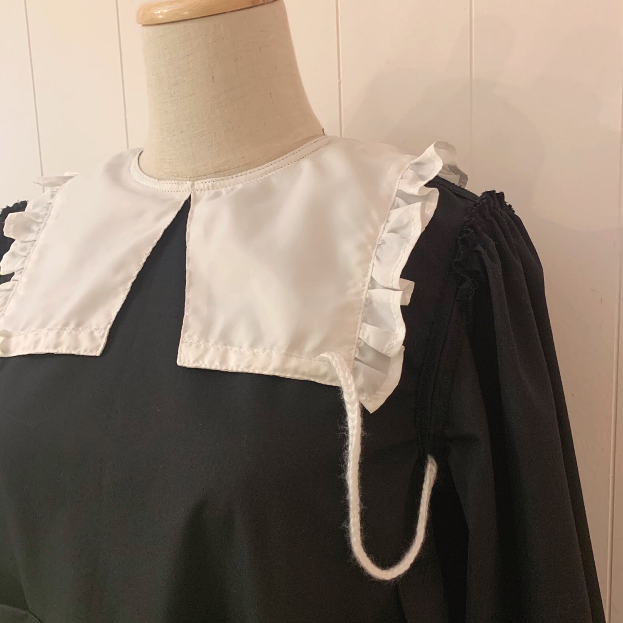 almondpoodle original one-piece 02