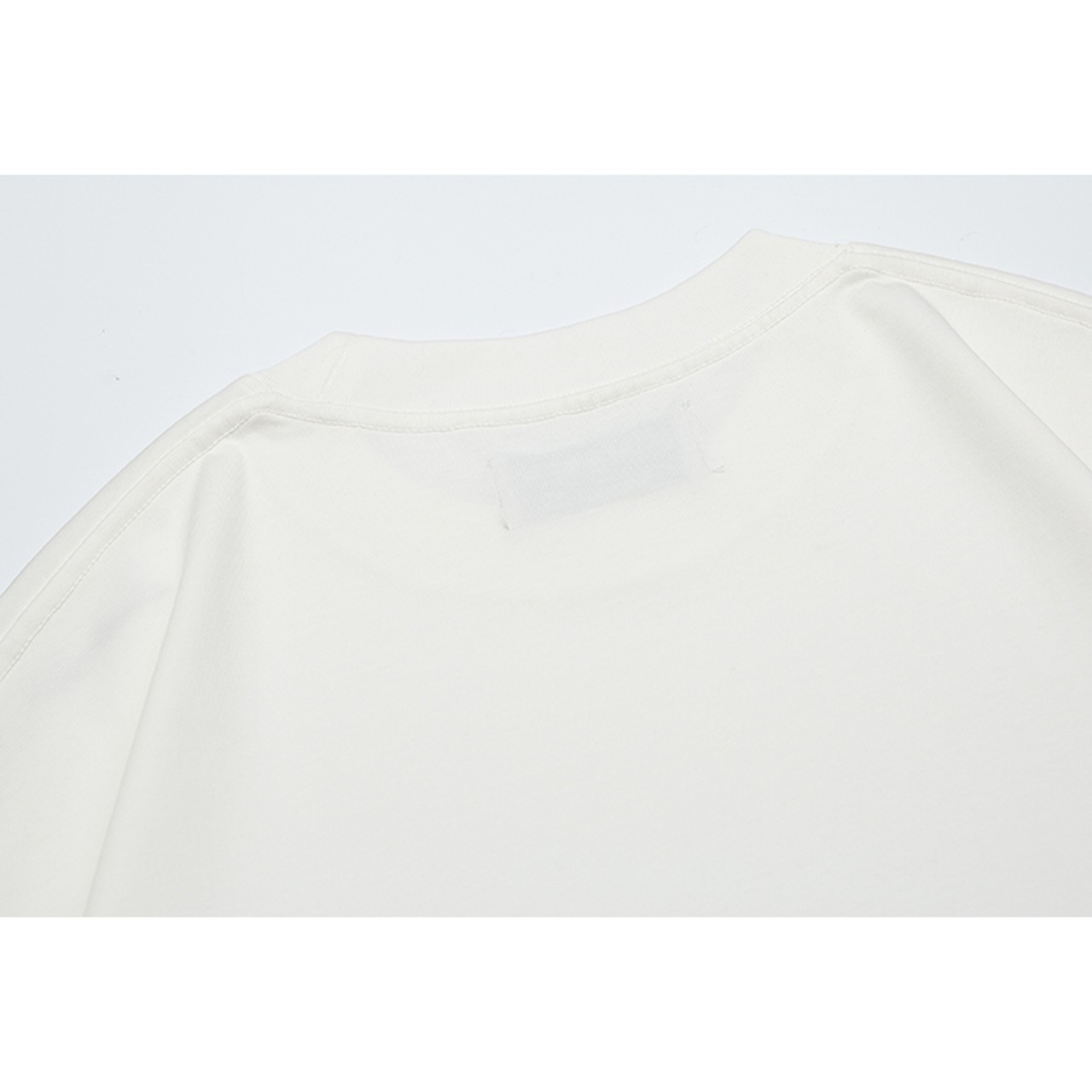 Minimal embroidery tee 0567 - 13