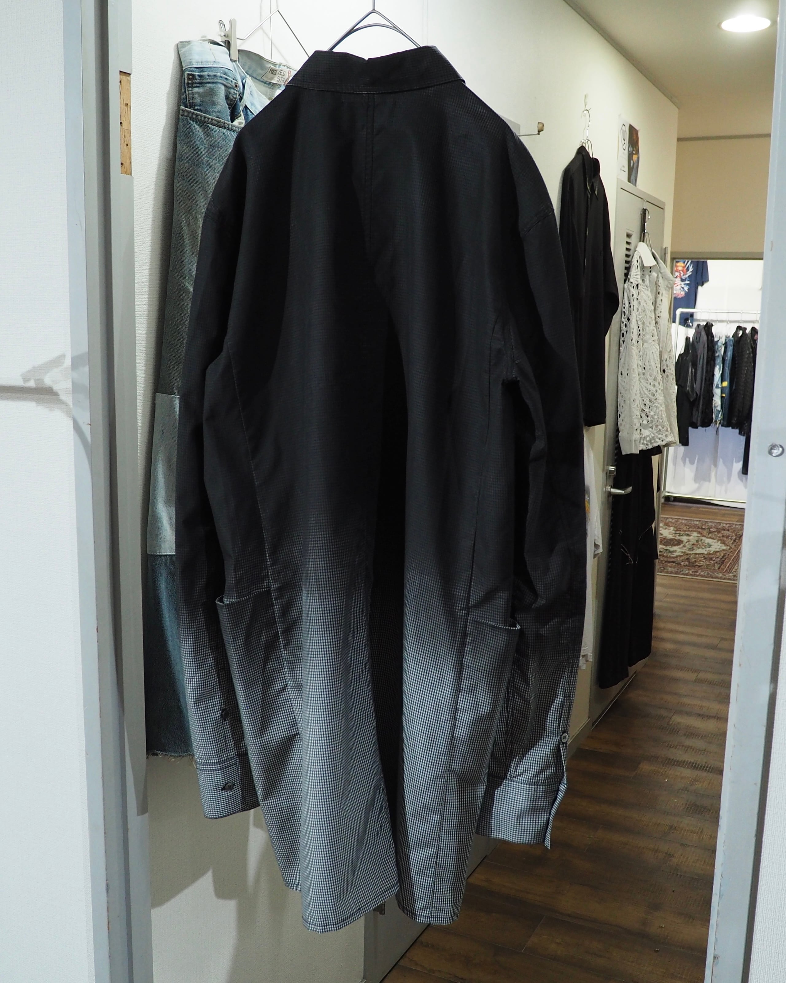 " DIET BUTCHER SLIM SKIN " Beautiful Gradation × Gingham Check Long Length Shirt