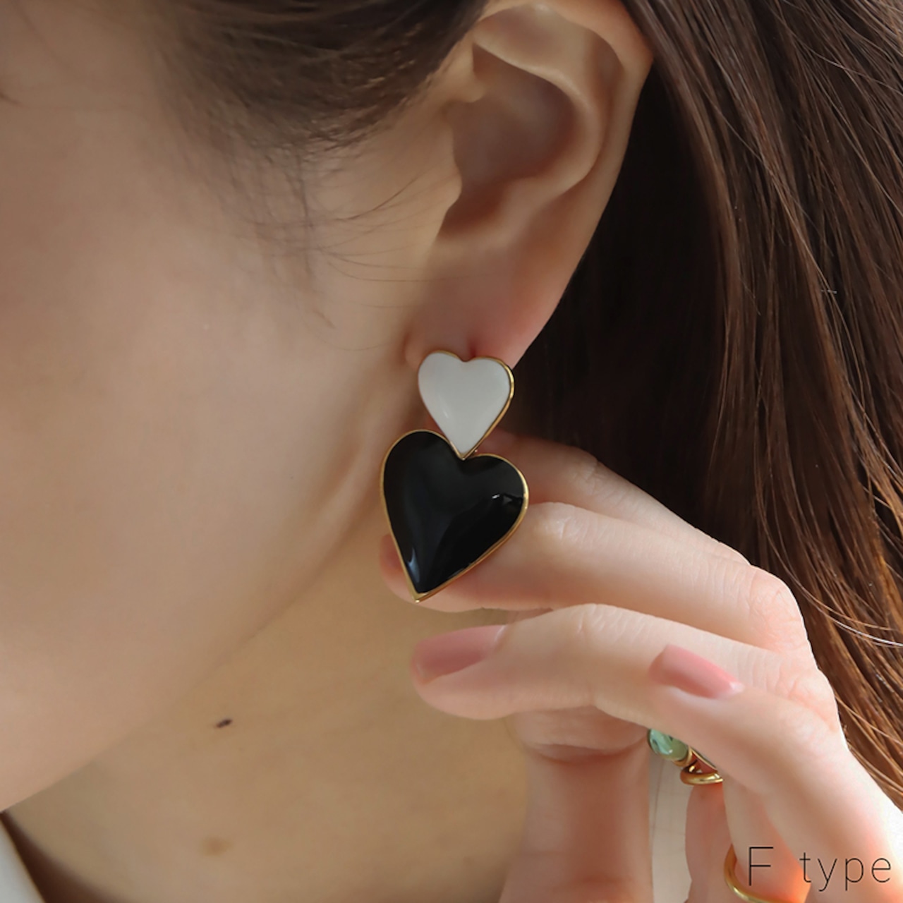 NEWカラー登場【ネコポス便】ピアス ダブルハートピアス ハート ピアス 18k 金属アレルギー サージカルステンレス つけっぱなし 2237