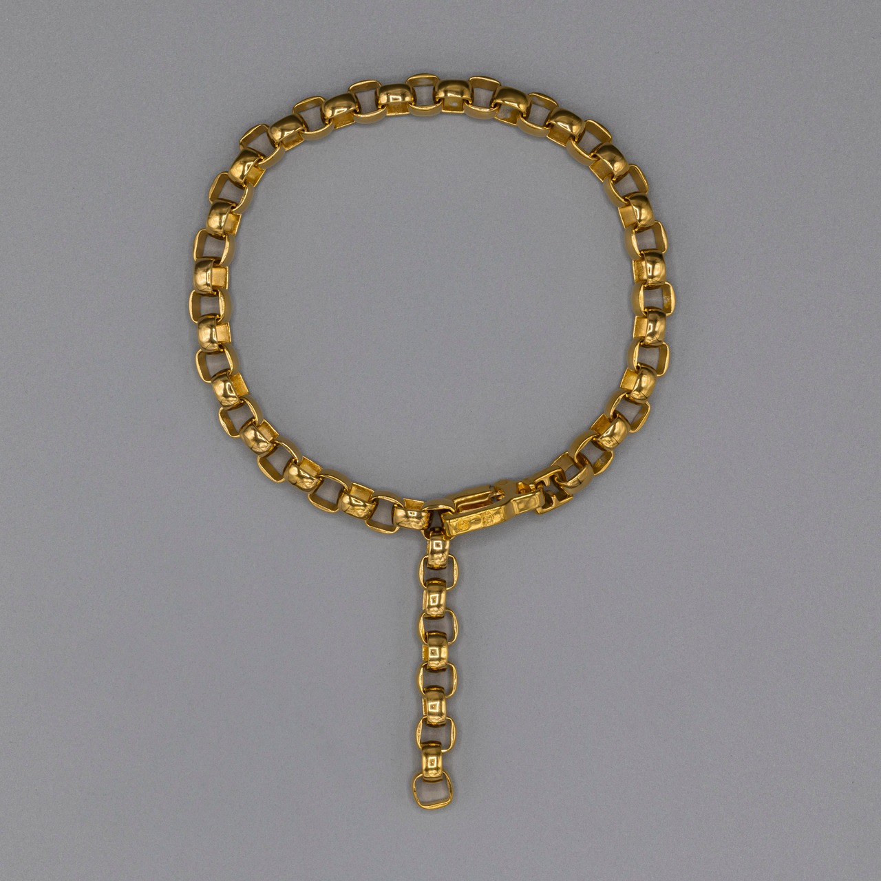 Squaer box chain bracelet Gold