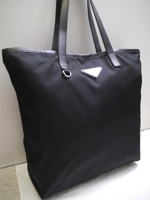 美品◆PRADA プラダ A4対応 ビジネス可 ナイロンxレザー切替 トート バッグ 黒◆ タブレット等も入れやすいビジネス対応の定番秀逸モデル♪