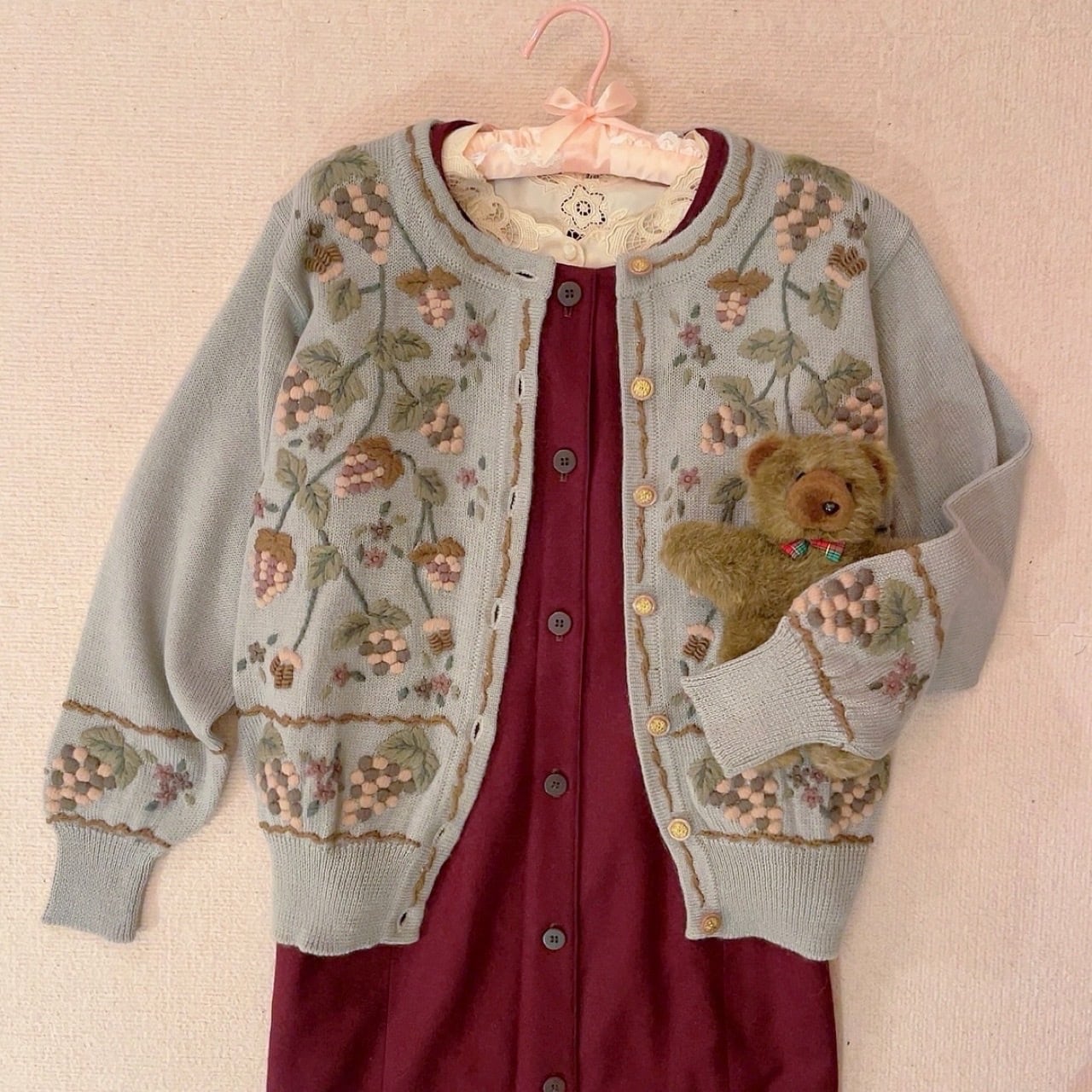 grape embroidery knit cardigan