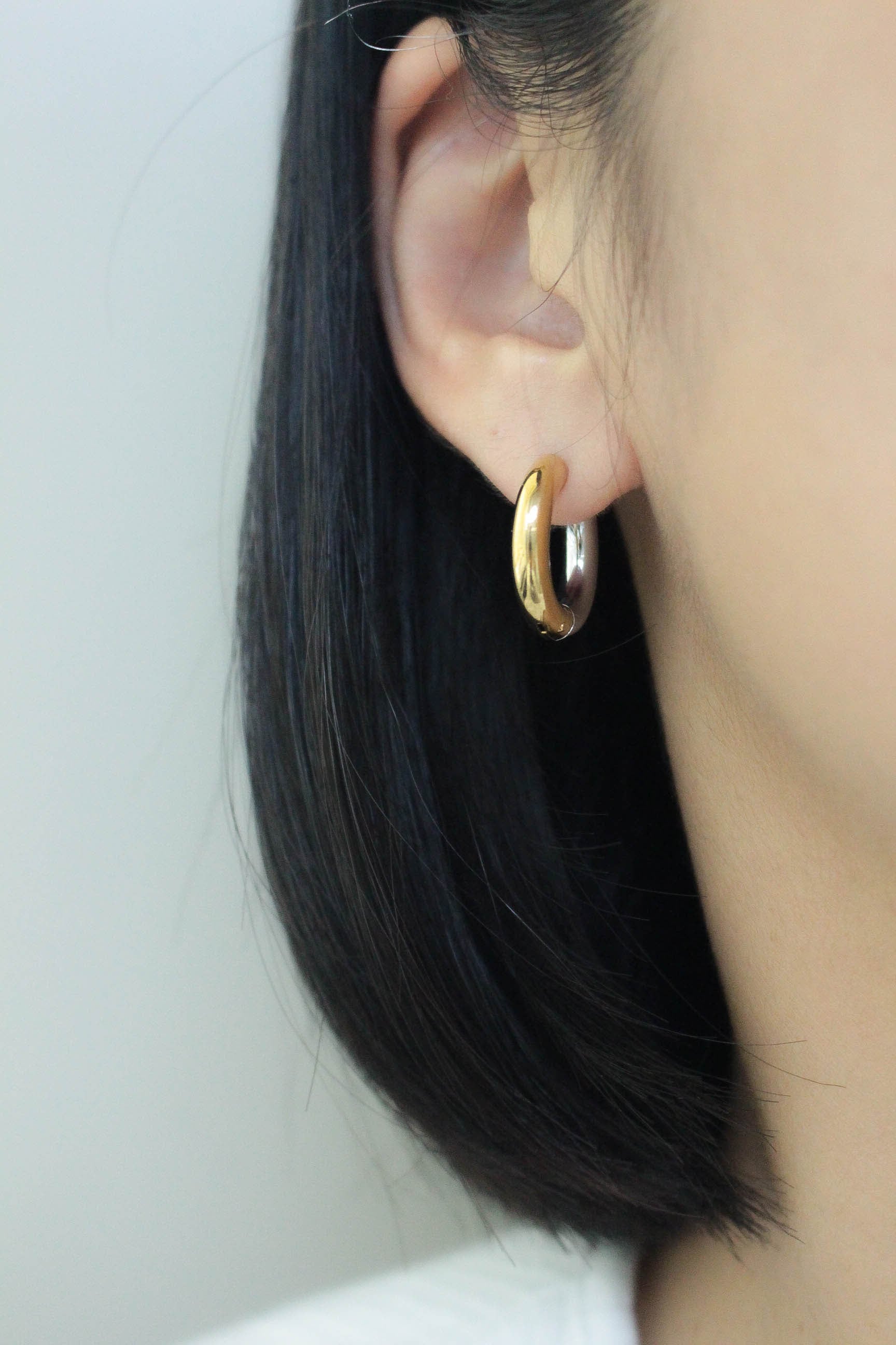 Bicolor Chubby Hoop Pierce