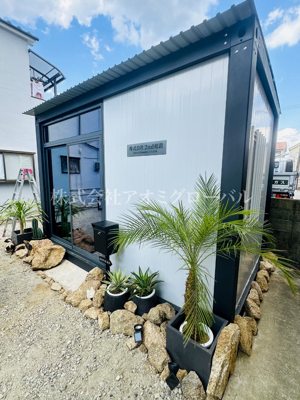 15㎡シンプル即納 新品プレハブハウス 現地組立 コンテナハウス