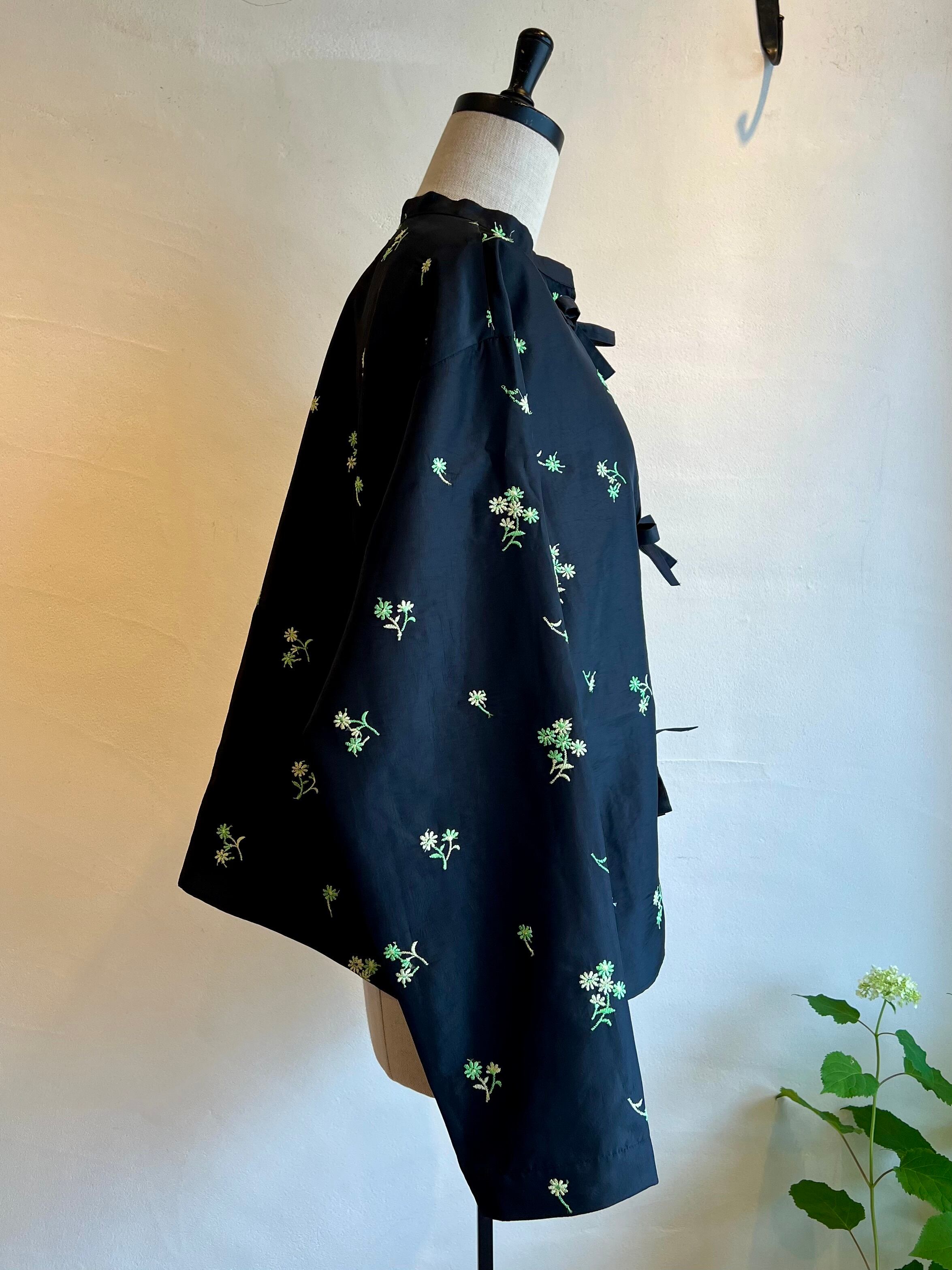 美品 mima 刺繍ブラウス ボタニカル刺繍ドルマンブラウス≪手洗い可能≫ | MAYSON GREY