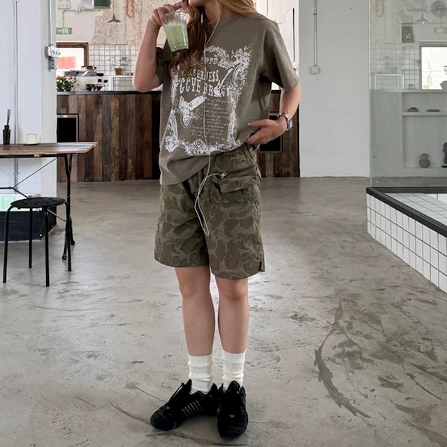オーナメントフレームグラフィックTシャツ 2col R02450
