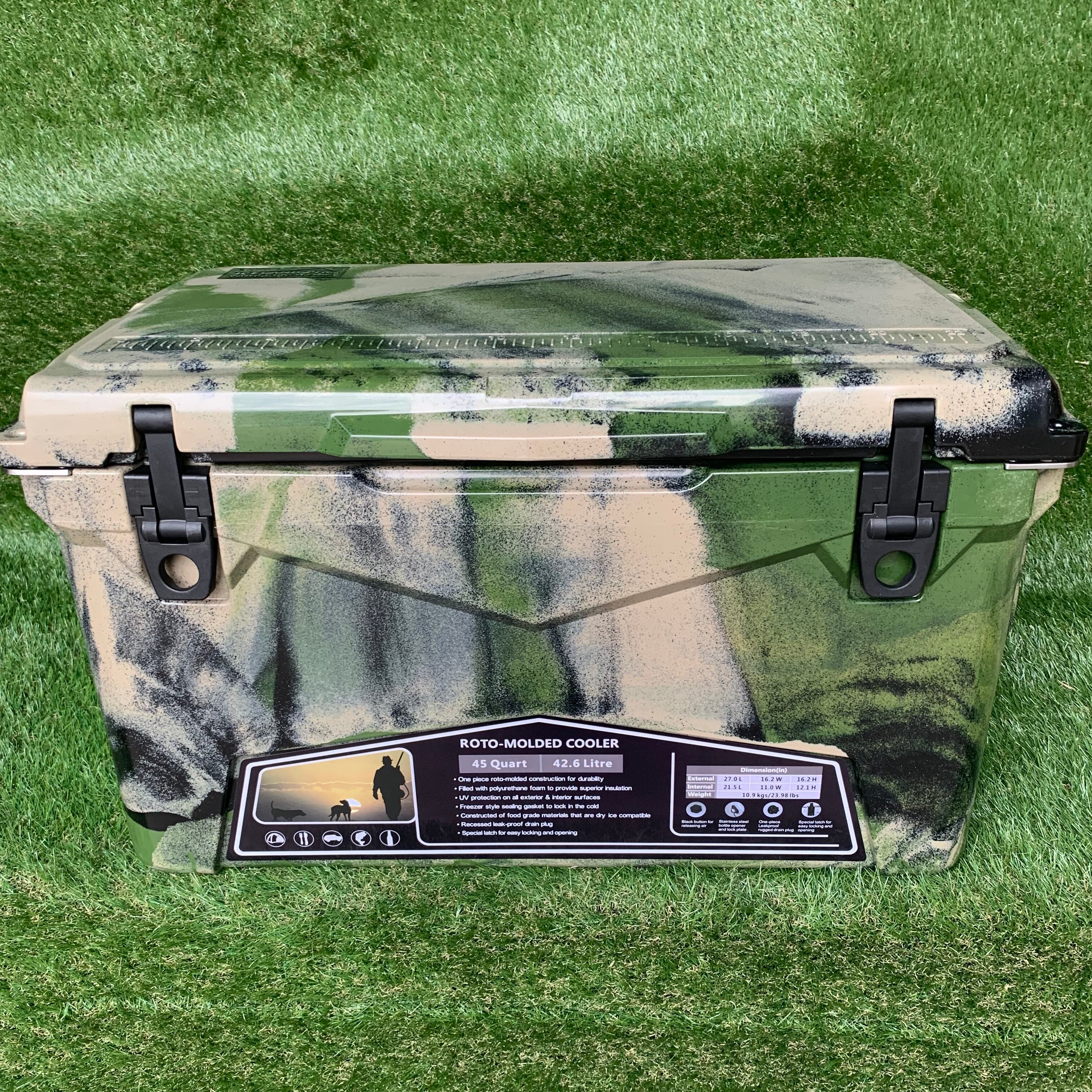 サンド　アイスランドクーラーボックス 45QT ICELAND cooler