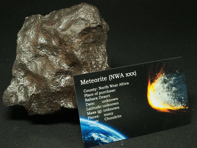 超極上！レグマ！コンドライト隕石【NWA xxx 】【850g】【未分類】サハラ砂漠（アルジェリア・モロッコ国境）/石質隕石/鉱物