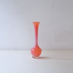 コーラルピンクの花瓶