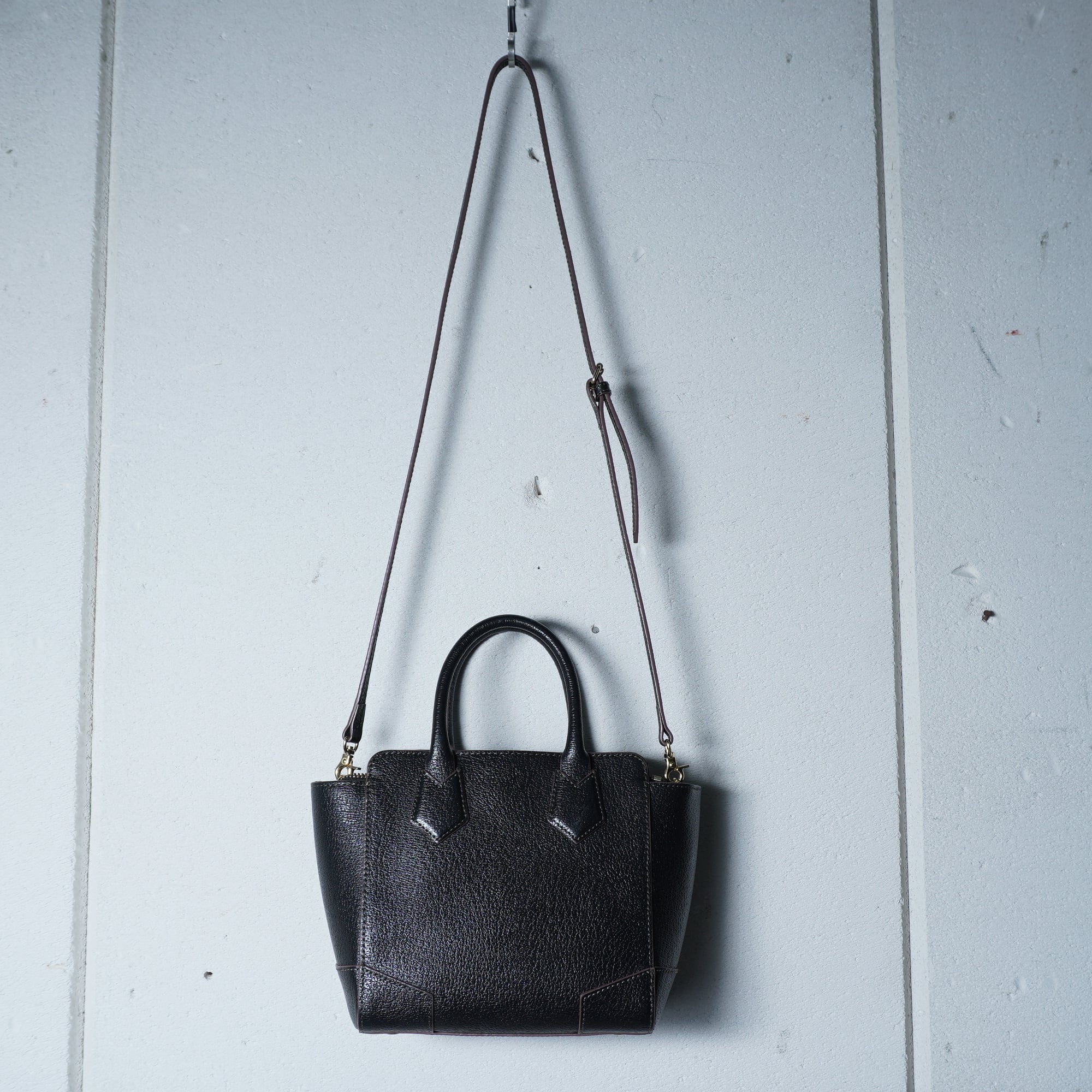 極美品 ヴィヴィアンウエストウッド ヌーロック ２way ショルダーバッグ 黒 Vivienne Westwood】ヴィヴィアンウエストウッド EXECLUSIVE 2WAY