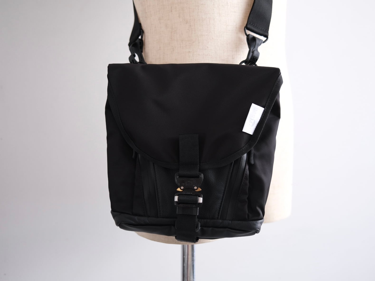 BAGJACK” BKE-BAG-LTH/NP-M “ | Lapel online store