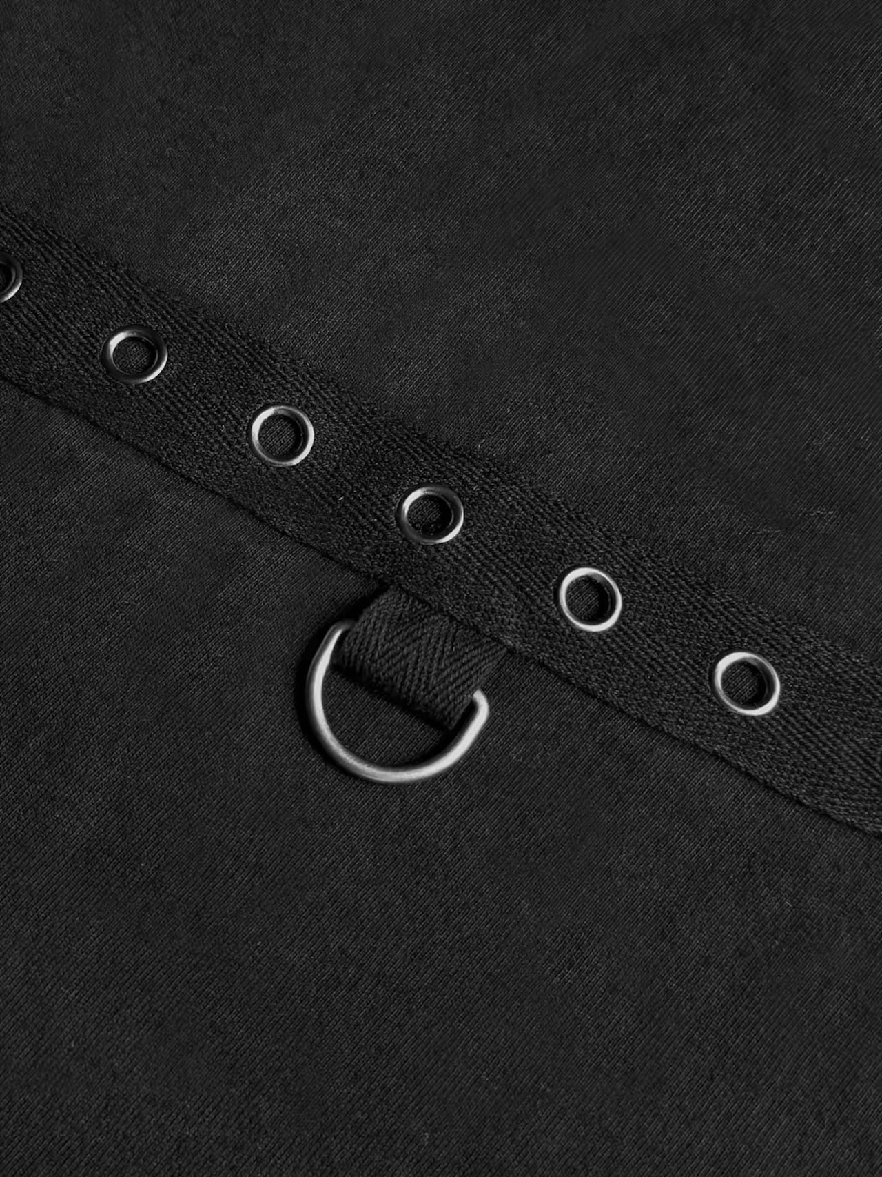【CinderVein】Metal Loop Strap Long Sleeve
