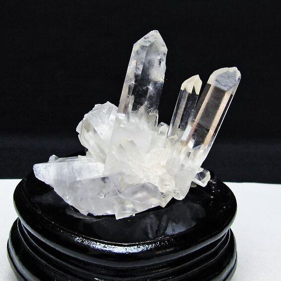 水晶 クラスター マダガスカル産 台座付属 水晶 原石 一点物 182-9399