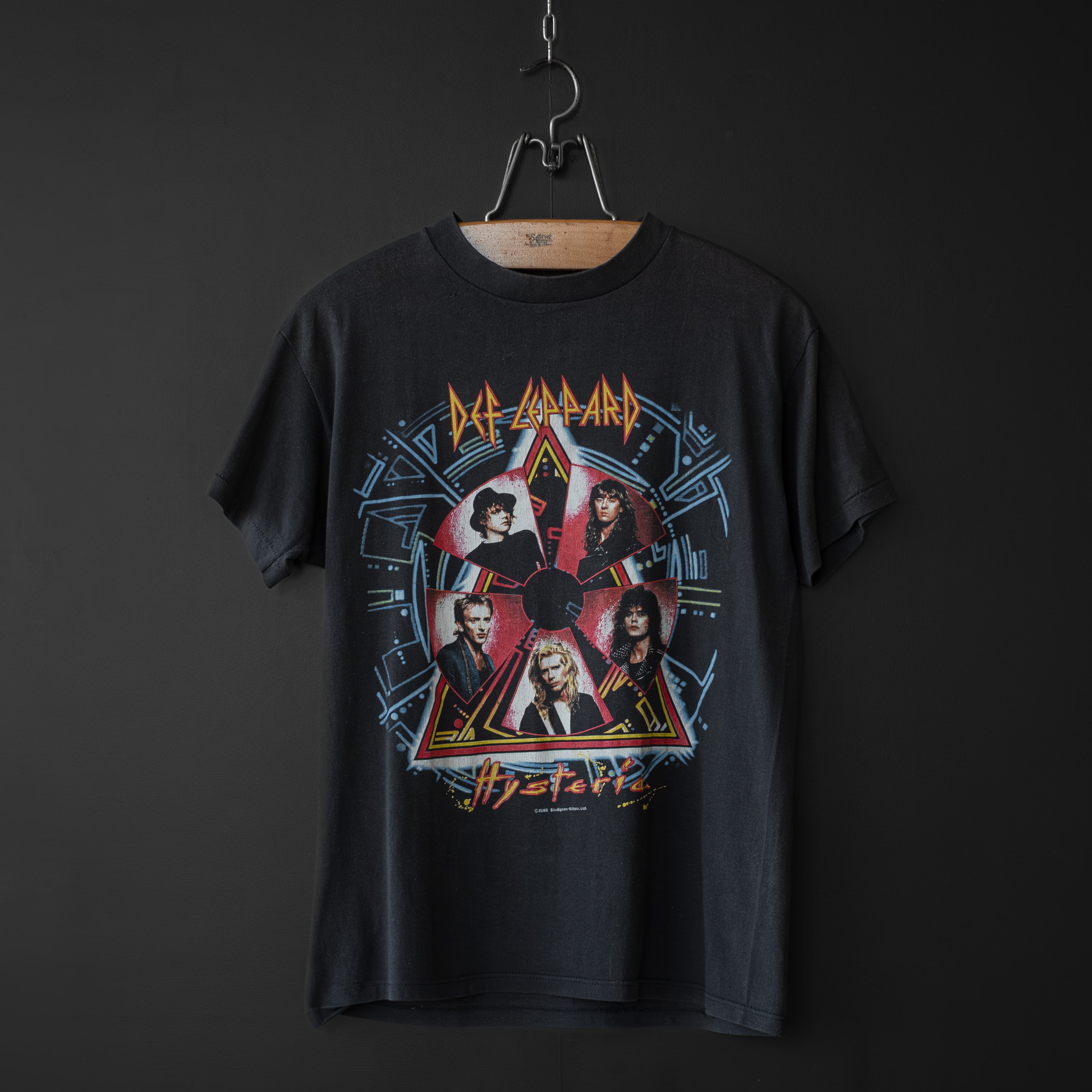 used- 1988 Def Leppard tour tee (Hysteria) | dros dro