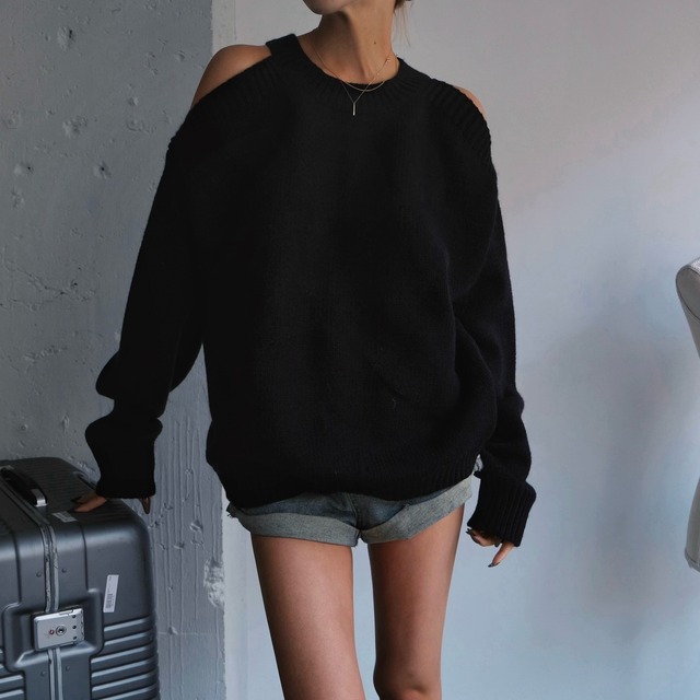 OPEN SHOULDER CROPPED KNIT / BLK