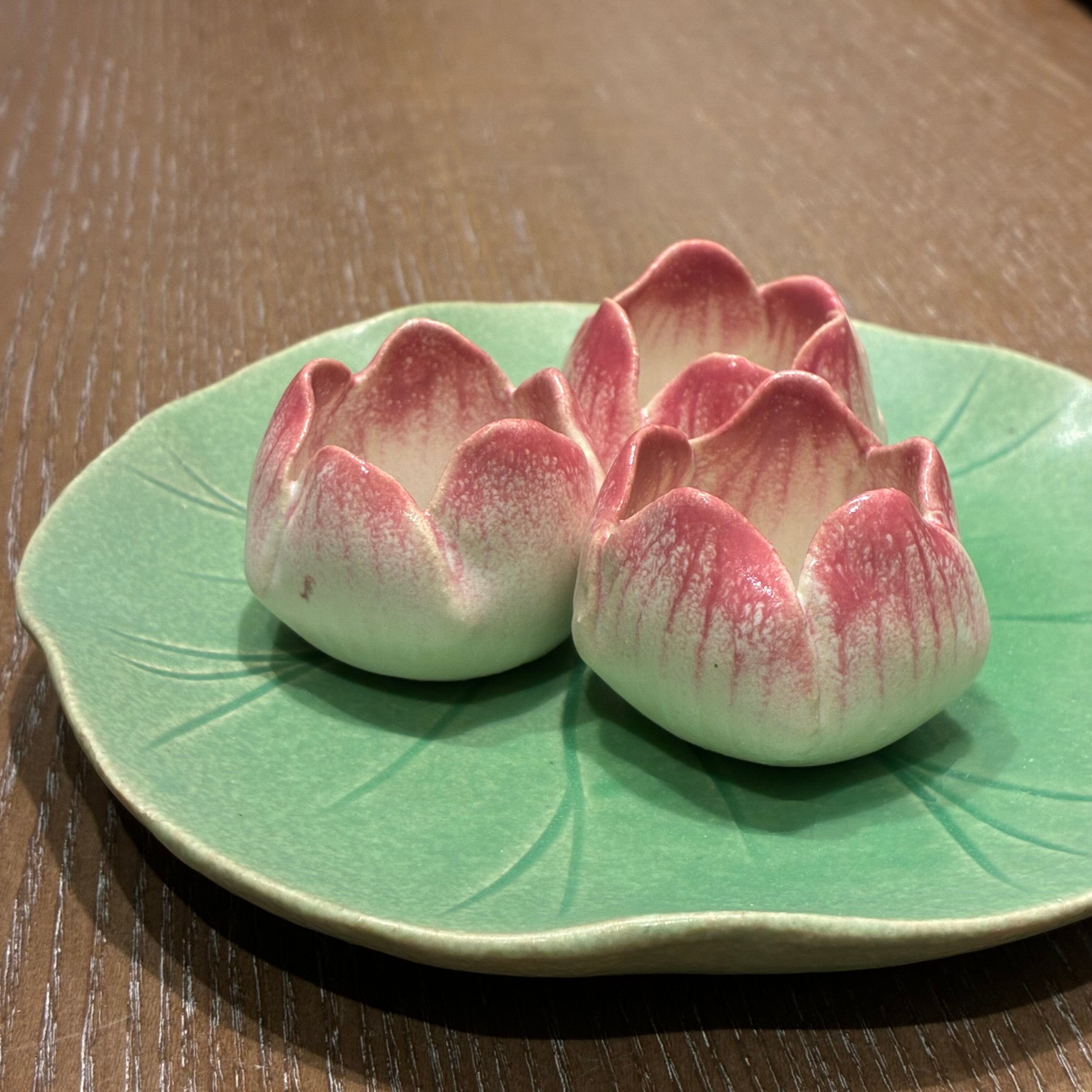 25夏】Lotus 蓮の葉取皿 (幅 16 cm) | TSUNE;田中恒子の器 オンライン