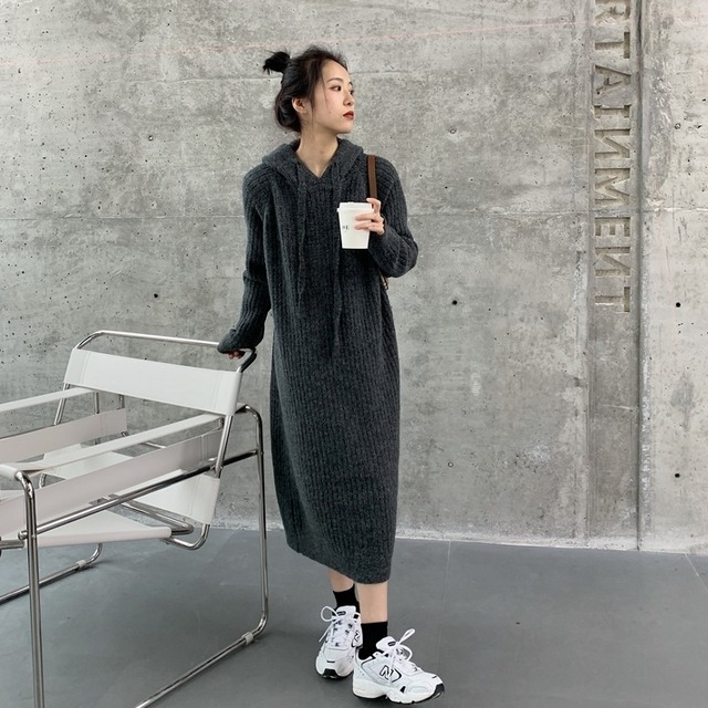 ワンピース レディース 送料無料 3色 ロングワンピース フード付き リブ ニット  長袖 二の腕カバー ゆったり 大きめ オーバーサイズ ビッグサイズ 大きいサイズ フリーサイズ ゆる マタニティ 楽ちん スリット サイドスリット カジュアル ラフ 体系カバー 着痩せ 無地 レトロ 婦人服 10代 20代 30代 40代 50代 ボックスシルエット Iライン 大人 重ね着 着回し 春服 春 夏服 夏 シンプル お洒落 おしゃれ アジアン エスニック ファッション コーデ スタイル 休日