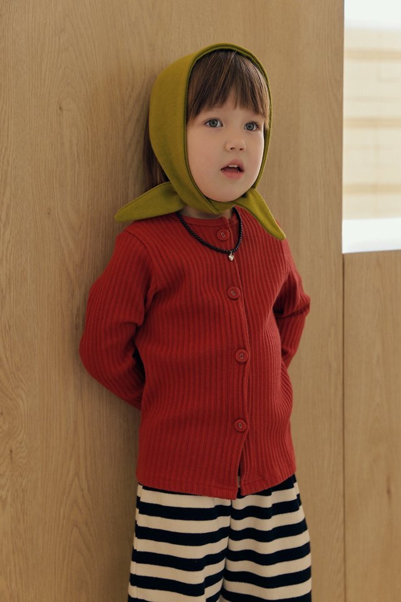 韓国子供服 / 26Autumn / 〖取寄〗MOME / ポイントスカーフ / キッズ服 /ナチュラル服 / 秋服 *FREE*