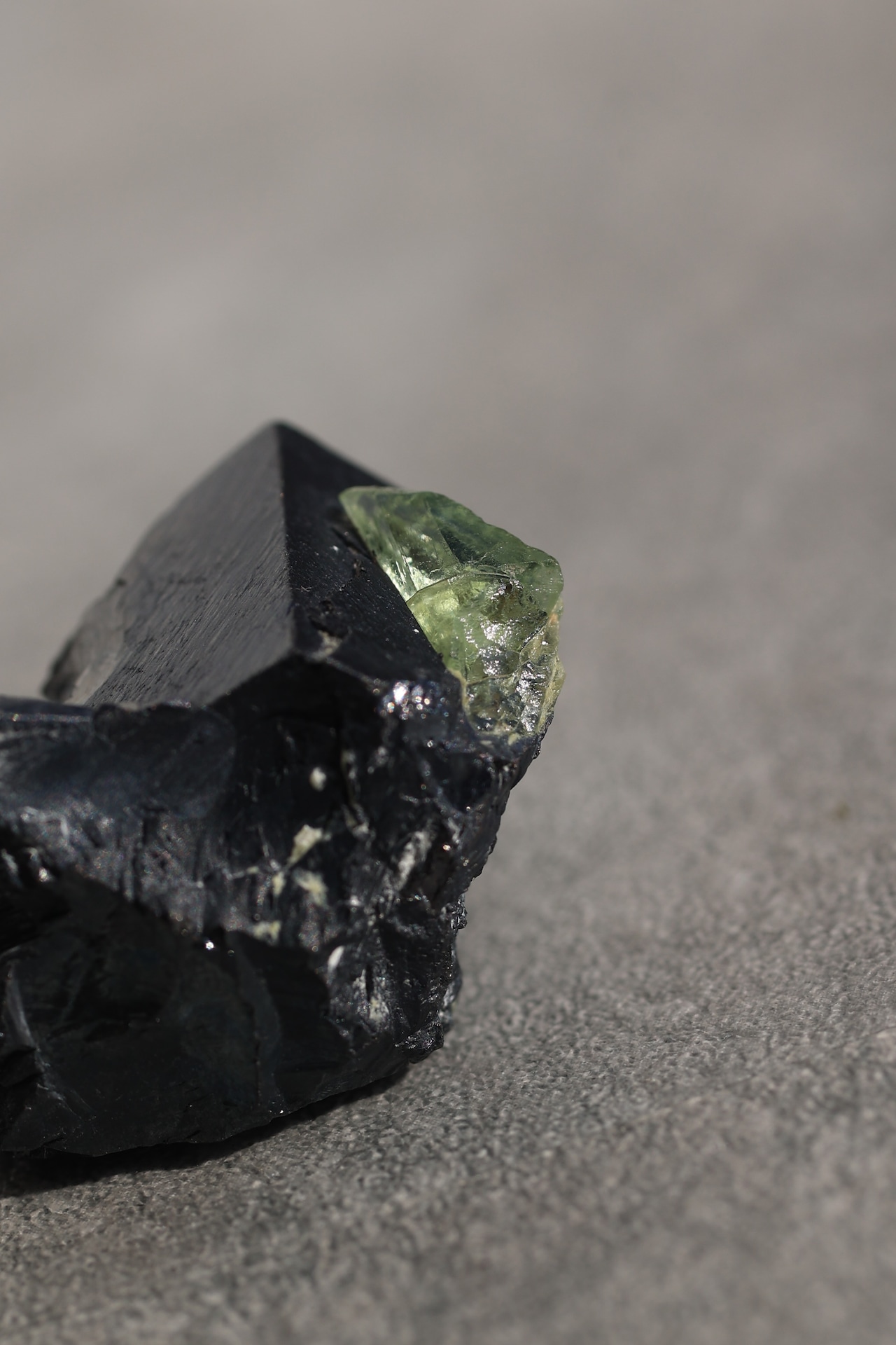 ペリドット「光の芽吹き」Peridot|天然石 原石 鉱物 パワーストーン | PD-A-001