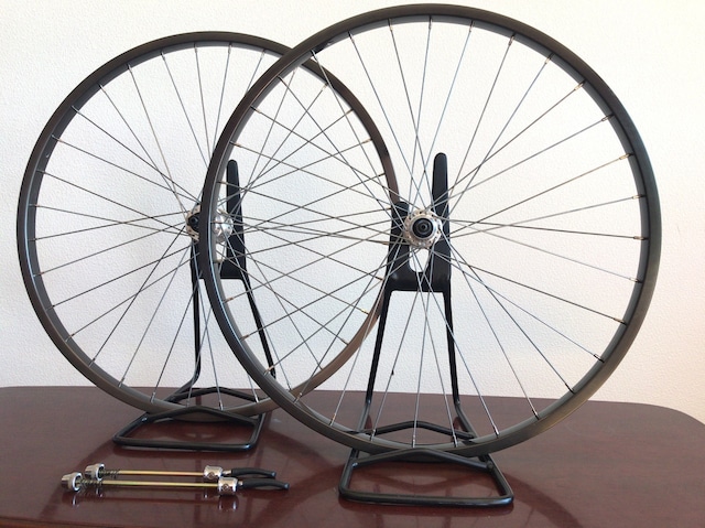 NOS UKAI Rims with Suntour hubs and Suntour  quick releases