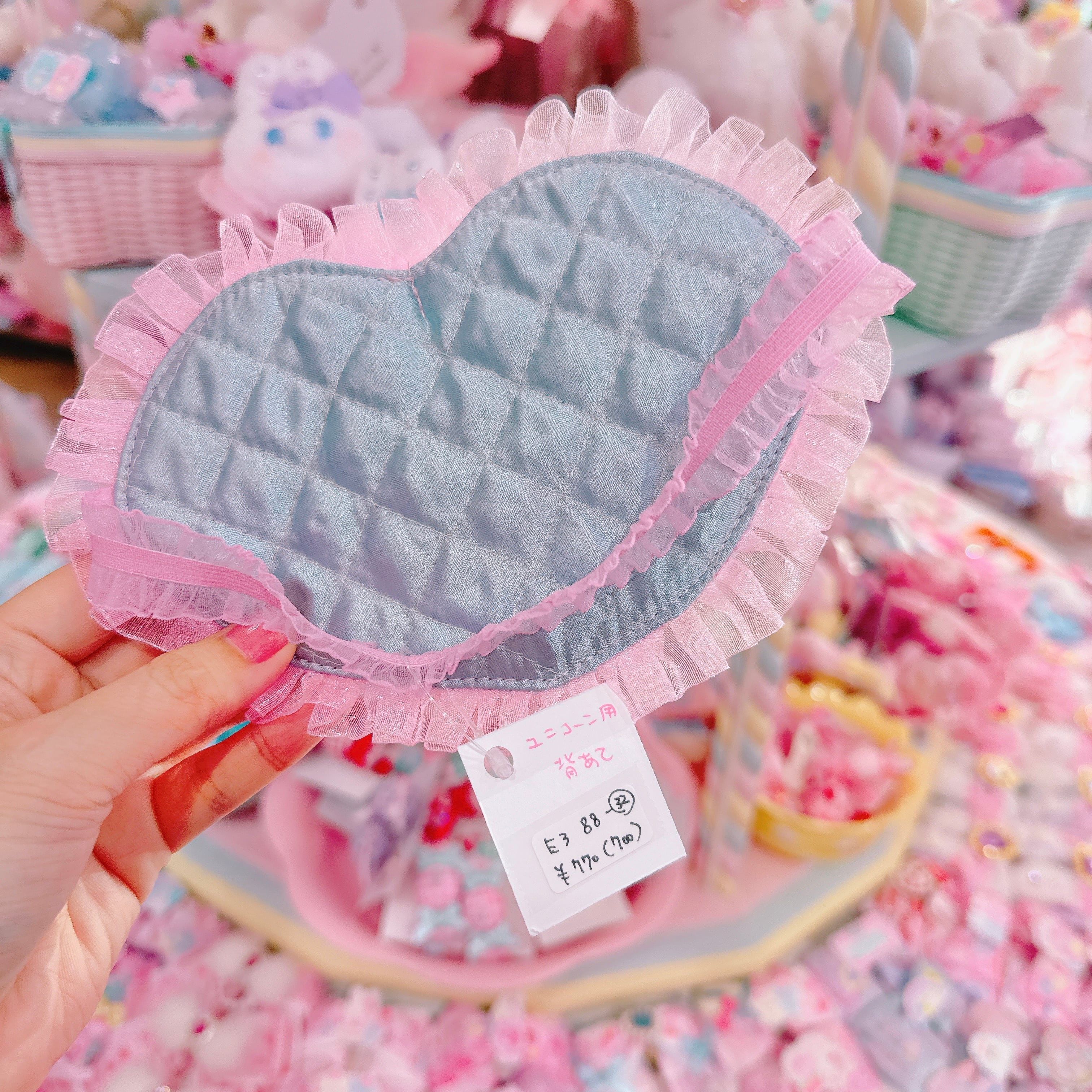 【E3】88-32ユニコーンの背あて