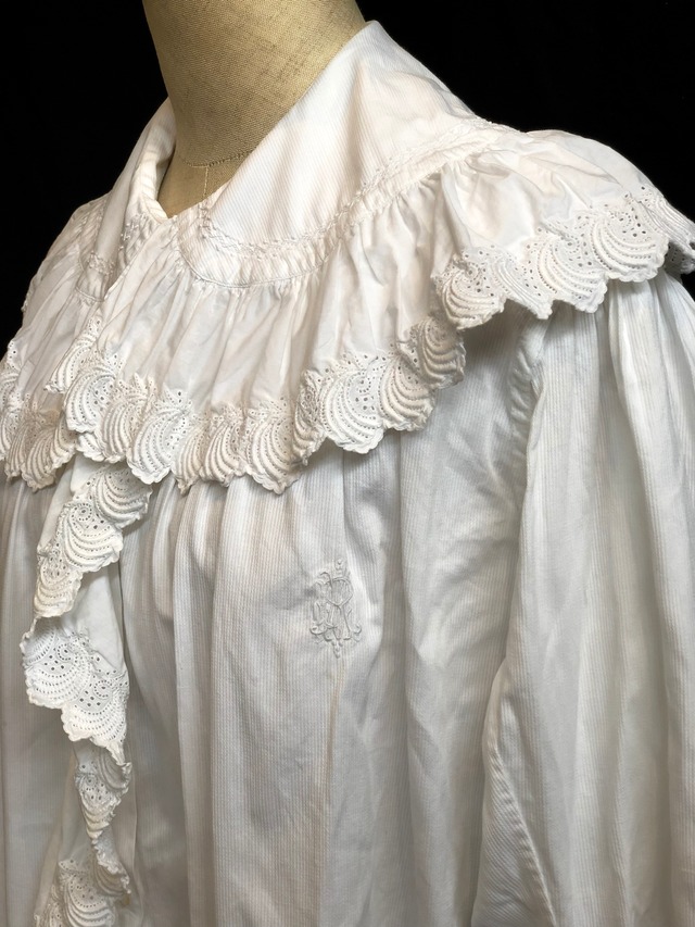 1900s Ruffle Blouse