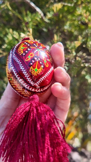 装飾用木製プィサンカ現代的なフツル様式（イースターエッグ）　