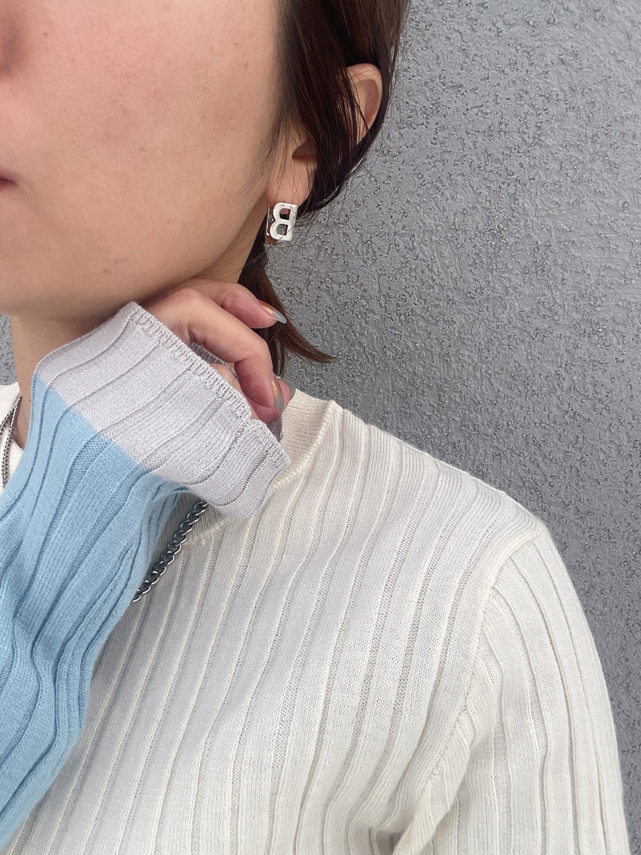 b letter pierce