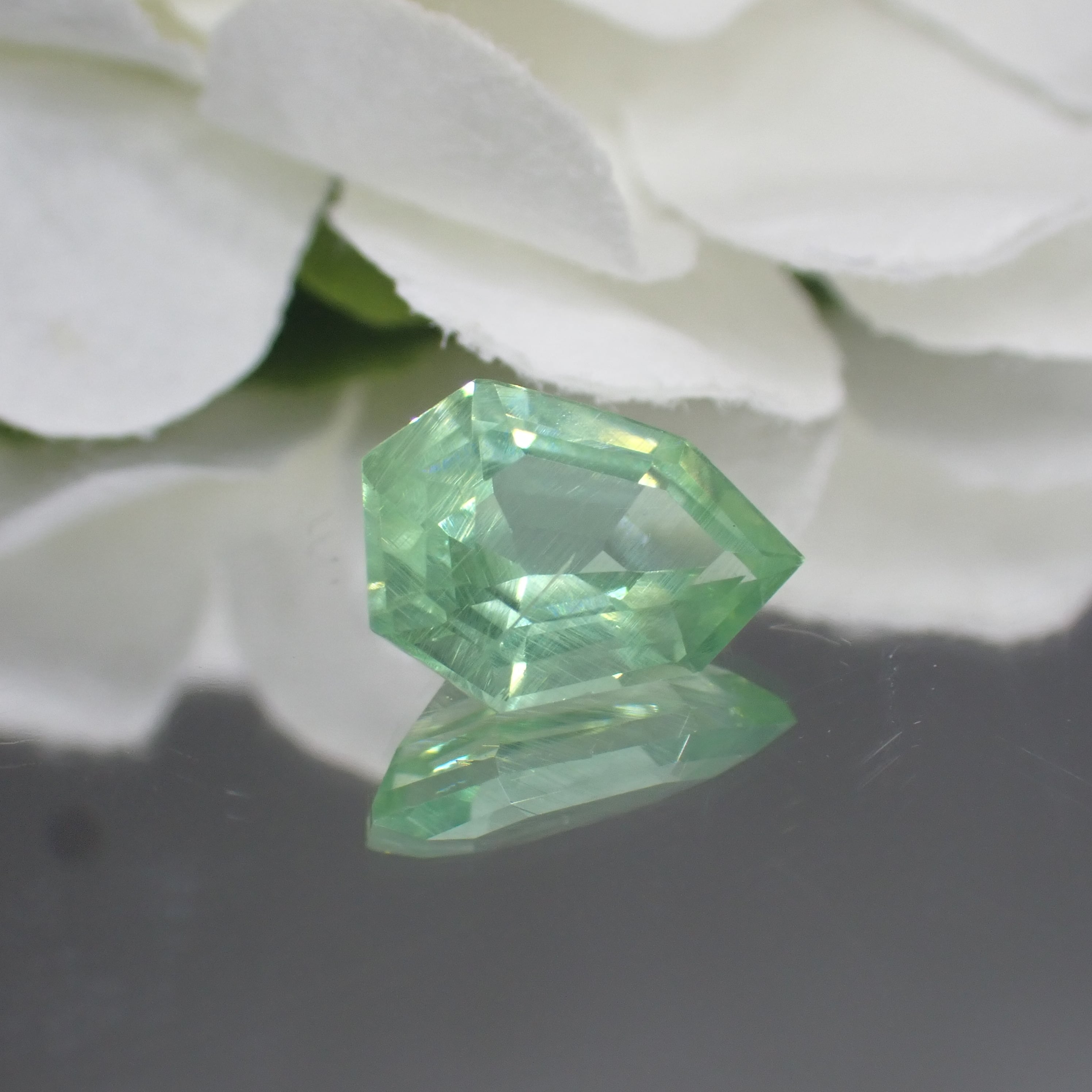 バナジウムプリズマティン バナジウムプリズマティン0.311ct 展示中 in Museum of SHMmin