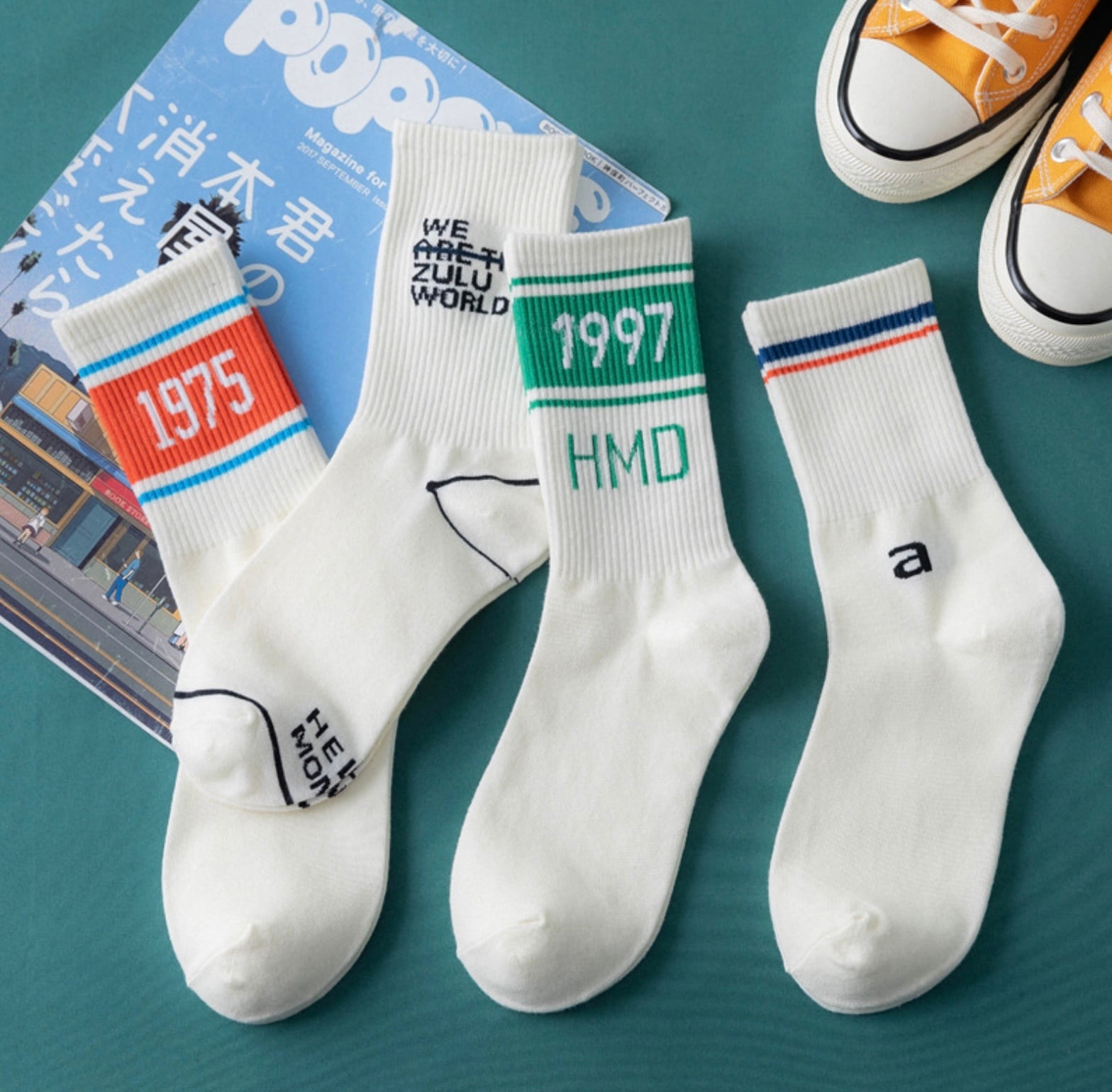 韓国っぽスポーティ 4足セット ソックス 靴下 ミディアム丈 ショート スポーツ カジュアル かわいい Lamitte Deco トレンド 韓国ファッション ショップ Base店