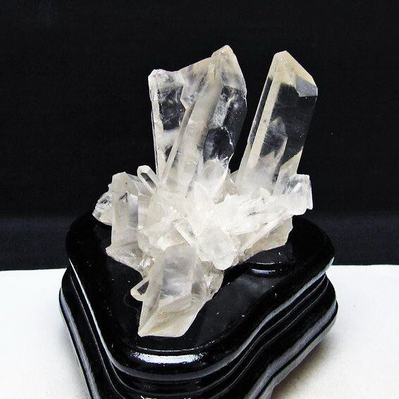 水晶 クラスター マダガスカル産 台座付属 水晶 原石 一点物 182-9386