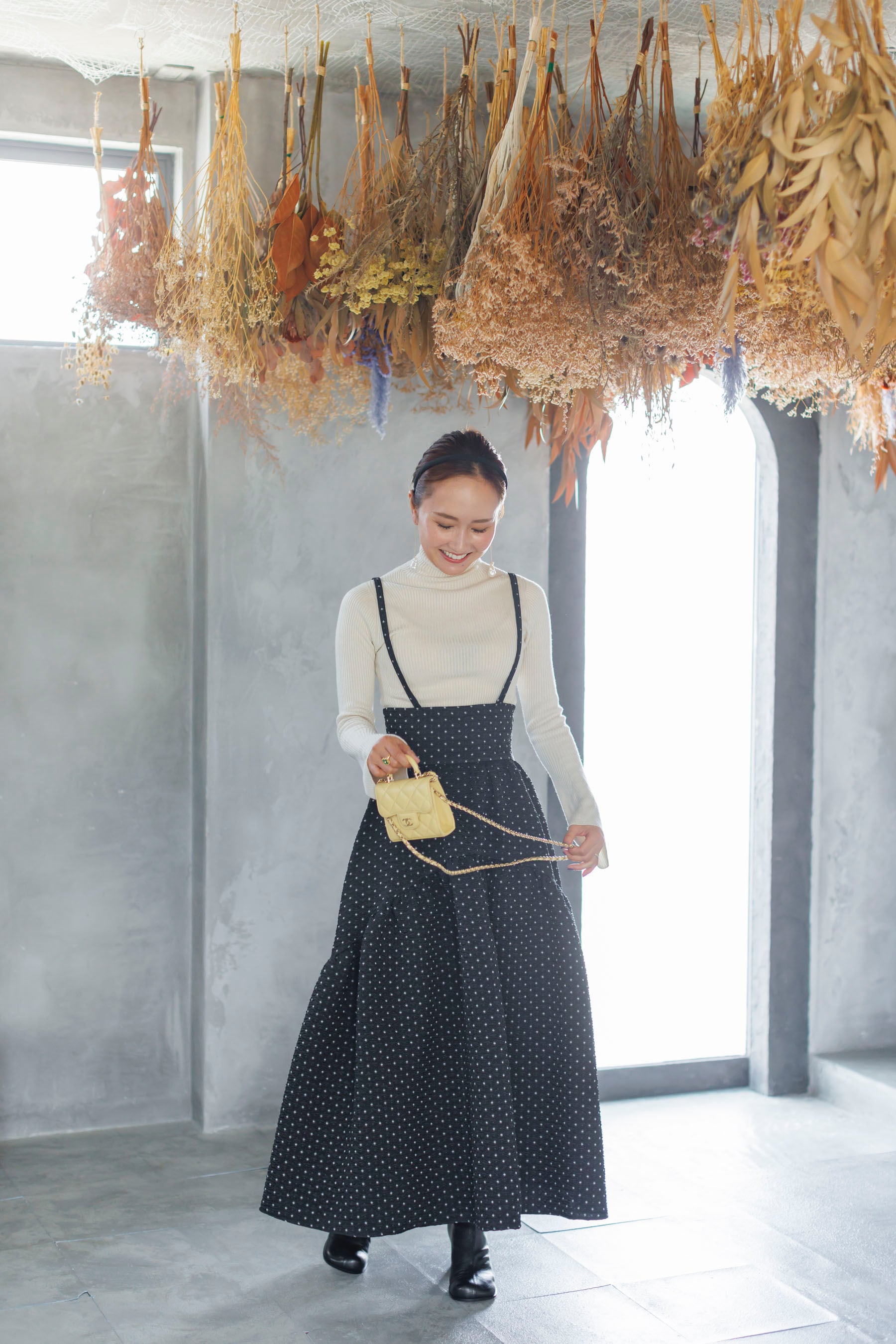 9/29(fri)21:00-Dot Jacquard suspenders skirt | Bluelea