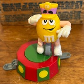 M&M's クリスマス・トレイン・トッパー サーカストレイン 列車 機関車 イエロー ミールトイ エムアンドエムズ MU-289