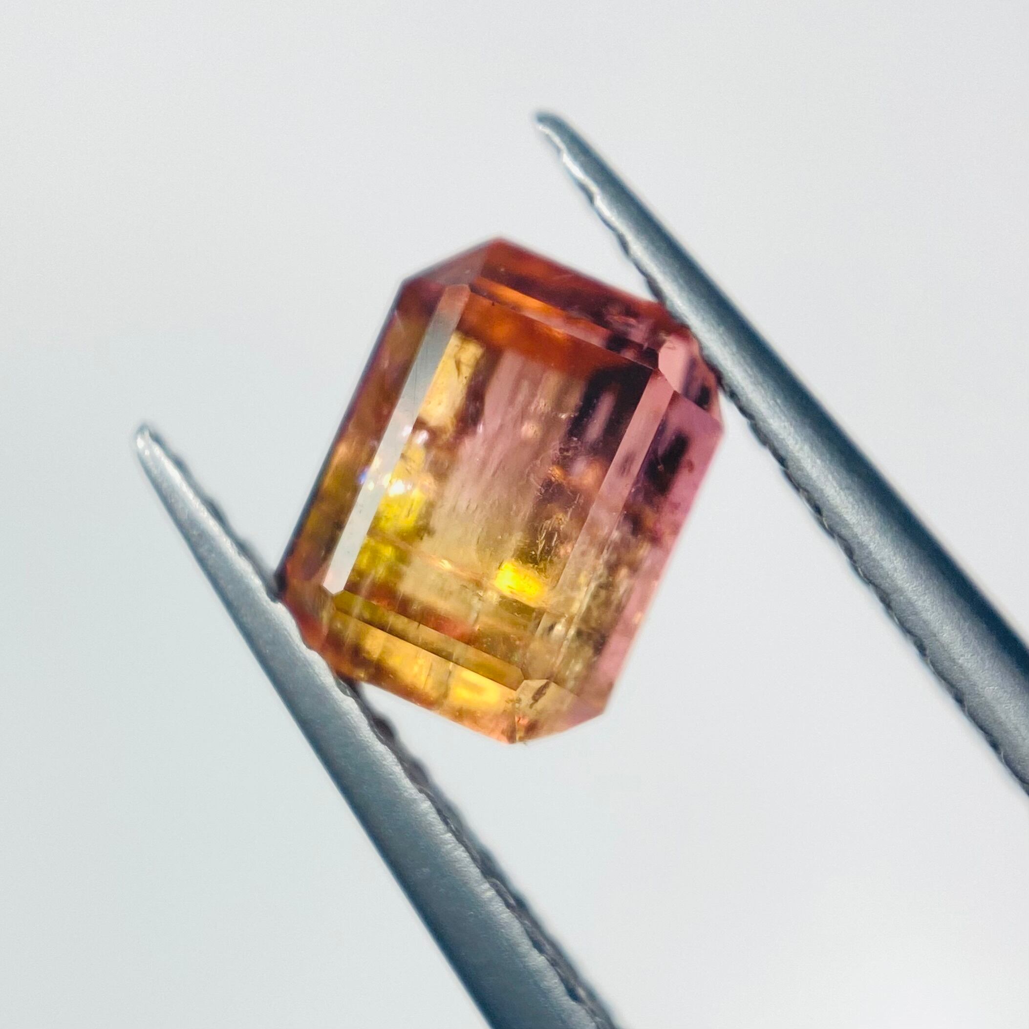 秋の木漏れ日 バイカラートルマリン