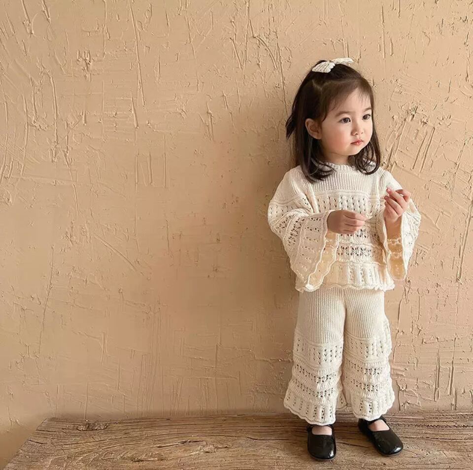 鍵あみニットセットアップ………海外子供服 韓国 秋冬 レース 女の子 パンツ ナチュラル