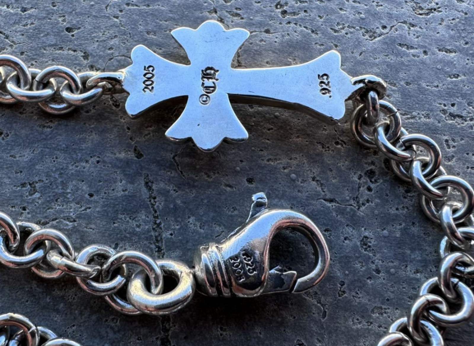 CHROME HEARTS クロムハーツ タイニー CHクロス ブレスレット NE CHROME HEARTS クロムハーツ タイニー CHクロス ブレスレット NE
